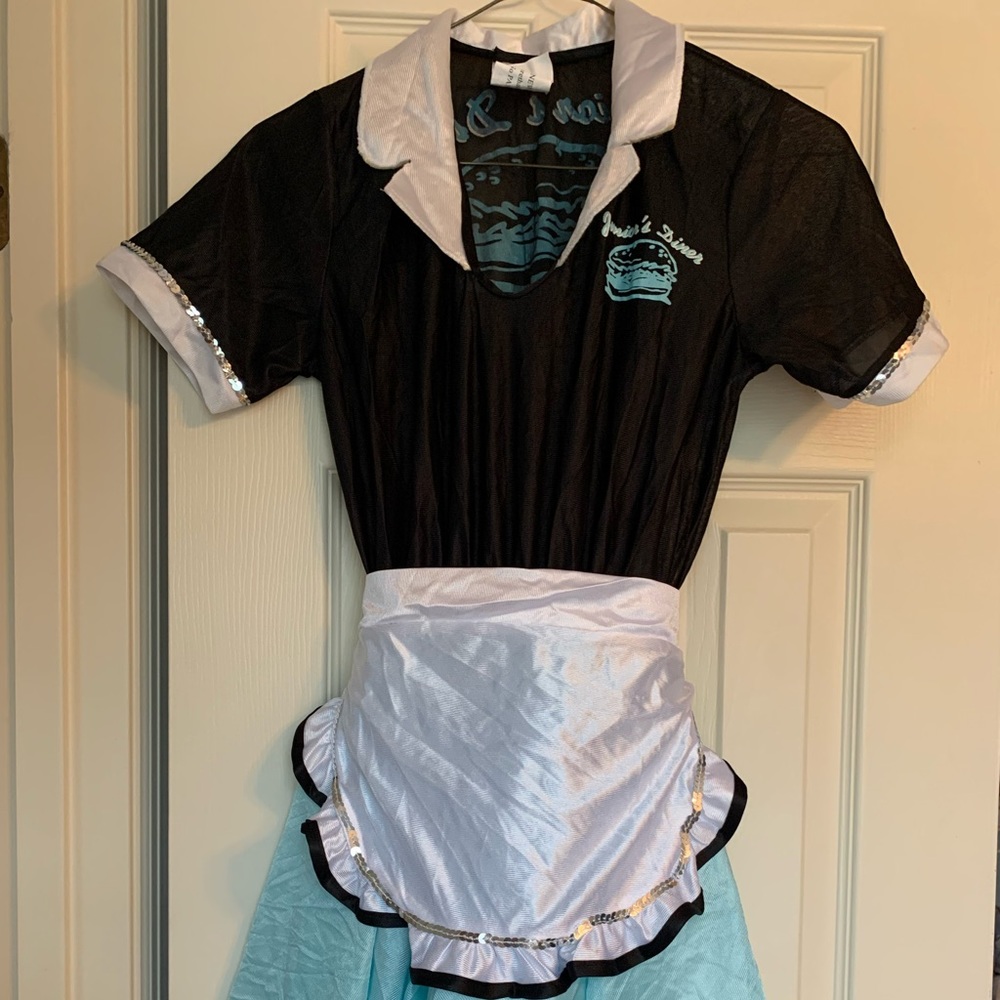 Girls 50s diner costume with cap